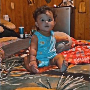 Meet your Posher, Caitlin